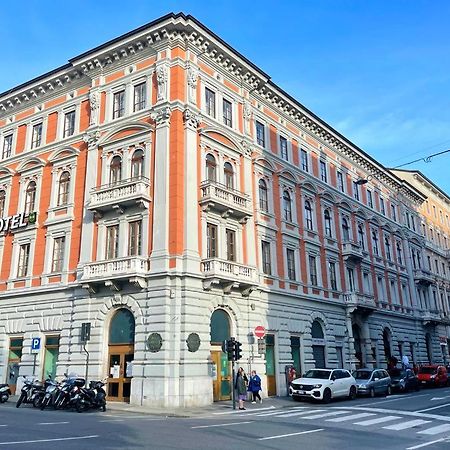 Perfect Stay Apartments トリエステ エクステリア 写真