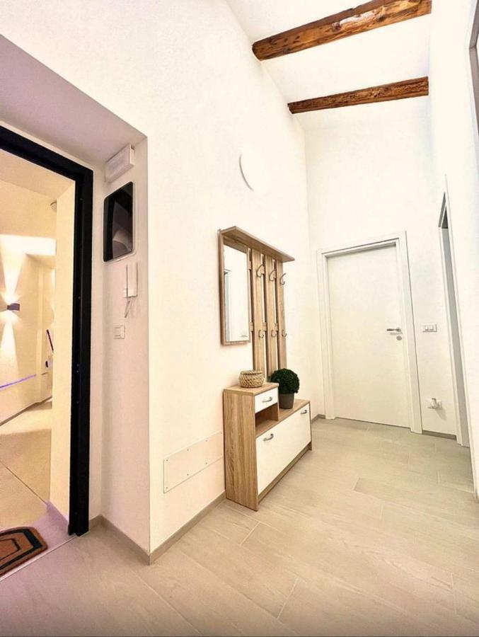 Perfect Stay Apartments トリエステ エクステリア 写真